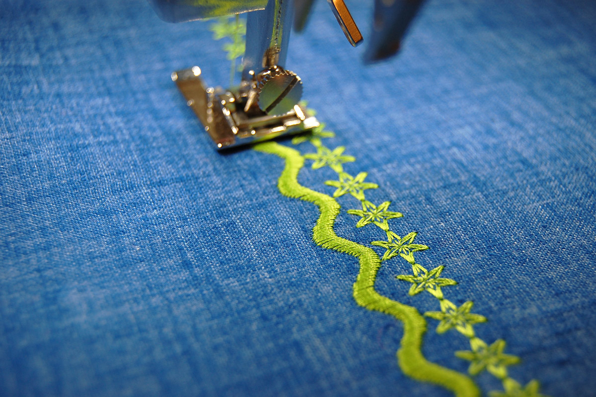 Decorative Stitch Binding - WeAllSew