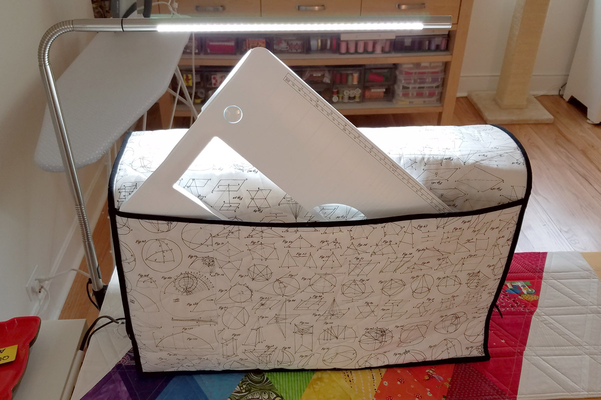 DIY Easy Sewing Machine Cover — Sewing to the Moon