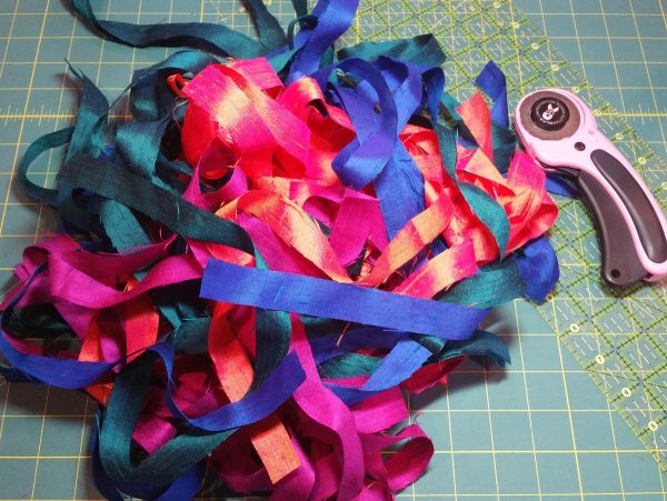 Fiber and fabric scarf tutorial