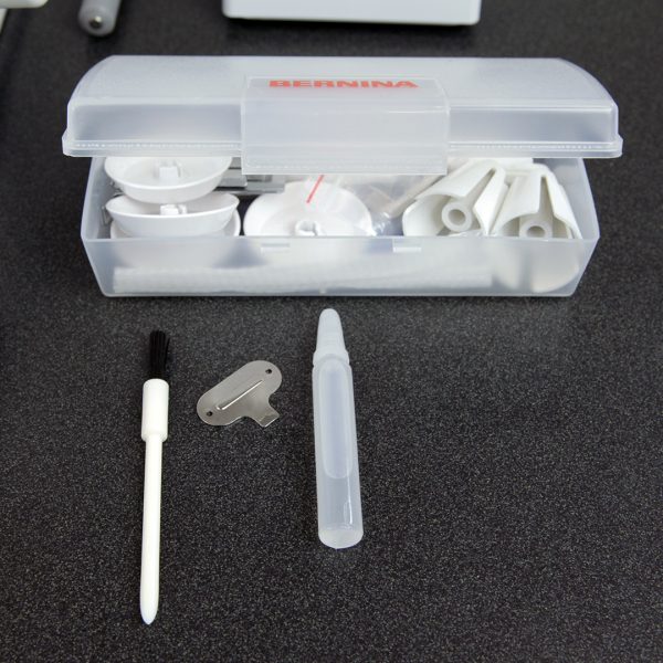 Overlocker Care Cleaning - tool kit