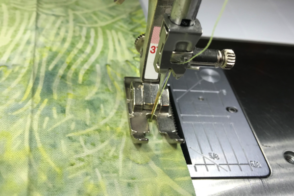 BERNINA Patchwork Foot 37/37D stitching quarter inch tucks