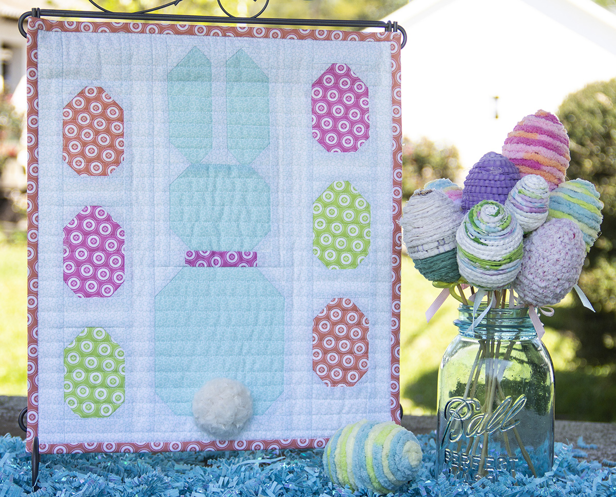 easter-bunny-mini-quilt-weallsew