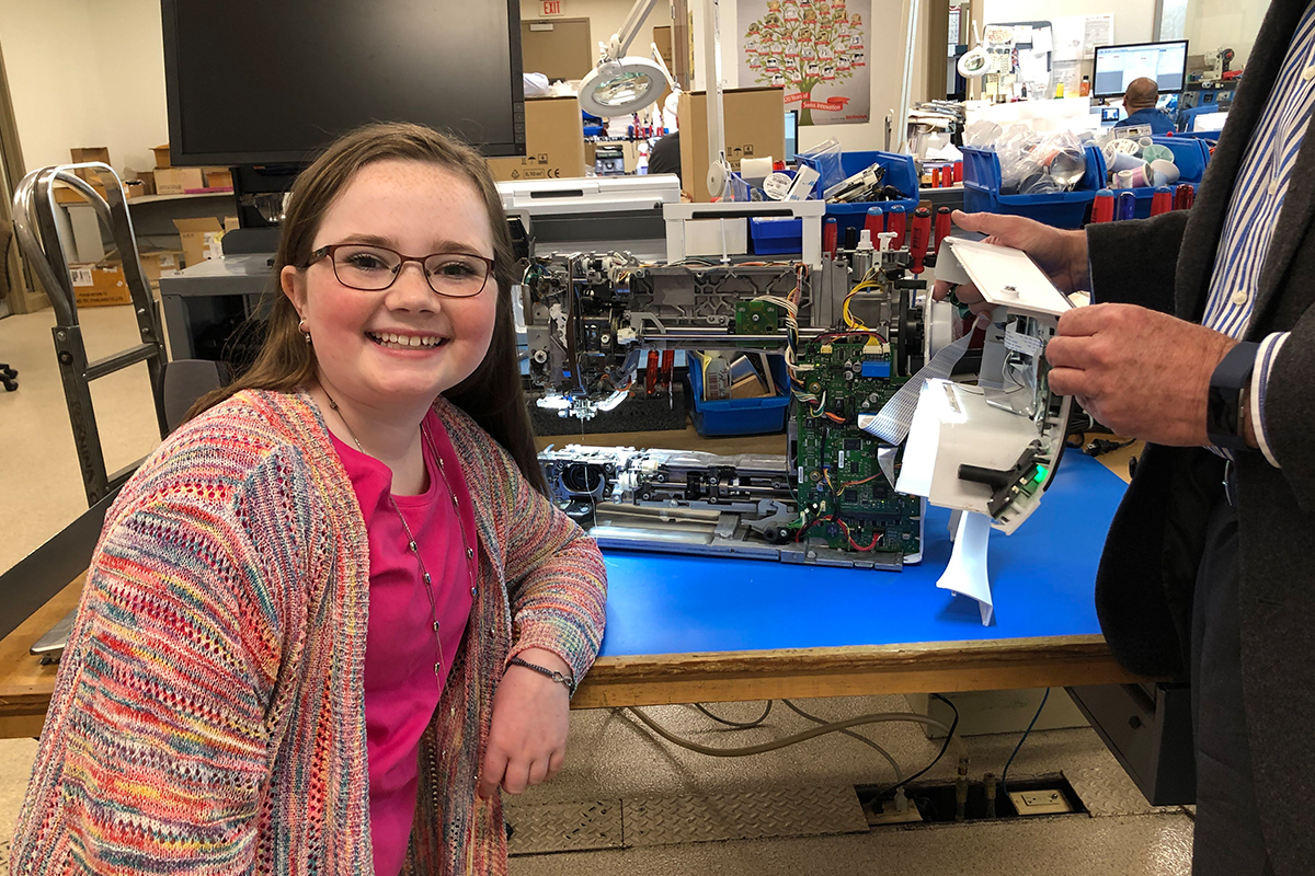 Macy sees the insides of her BERNINA 790 Plus AE sewing machine