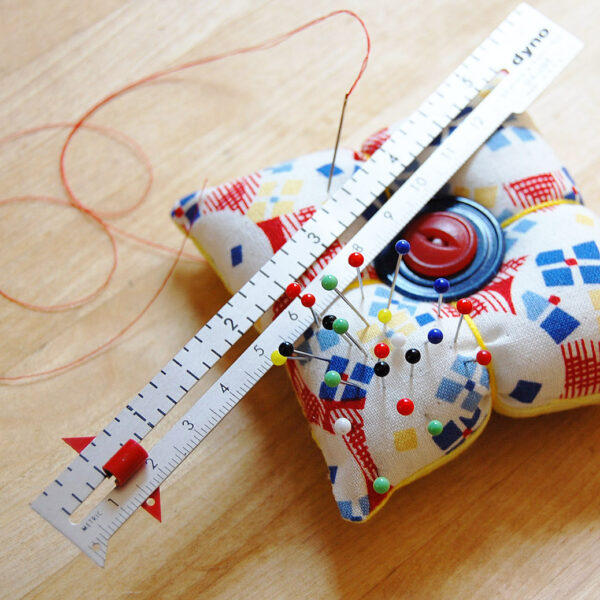 eBoot Soft Tape Measure for Sewing Tailor Seamstress Cloth Ruler (White) :  : Home