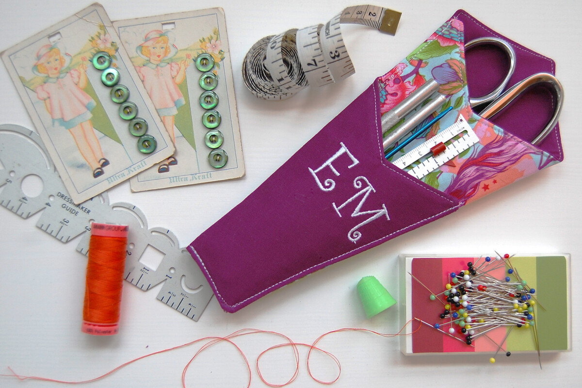 Scissors Case Tutorial WeAllSew