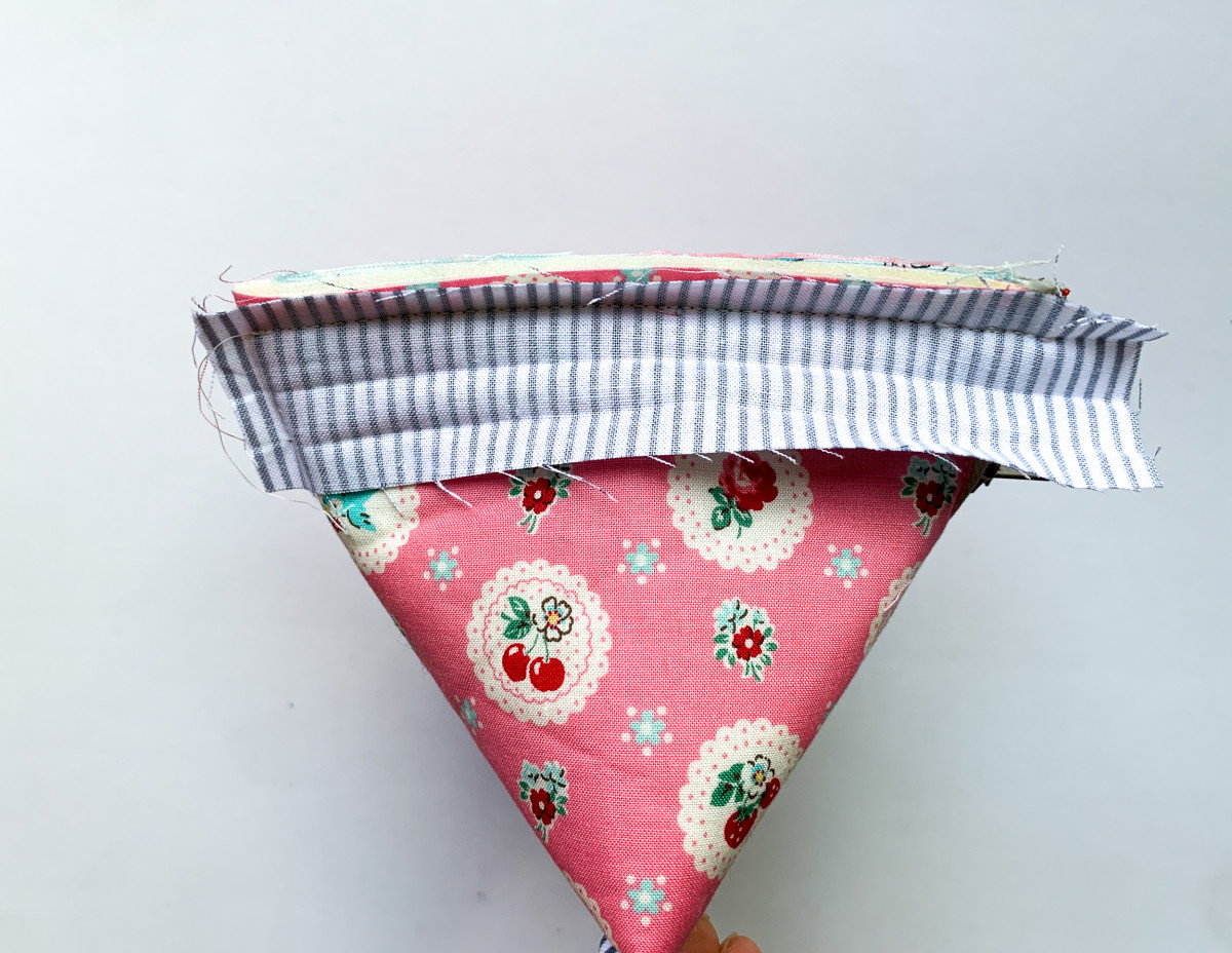 Triangle Zipper Pouch WeAllSew