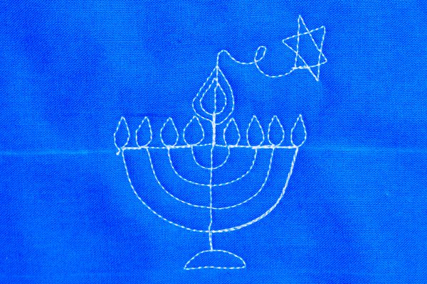 How to Free-Motion Quilt a Menorah from WeAllSew