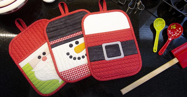 Holiday Potholder Tutorial from WeAllSew