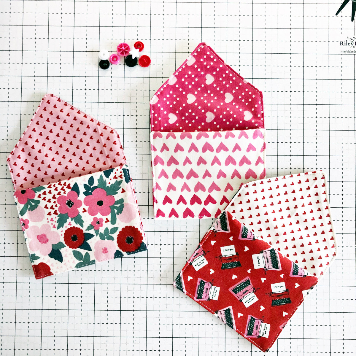 Fabric Envelope Tutorial WeAllSew