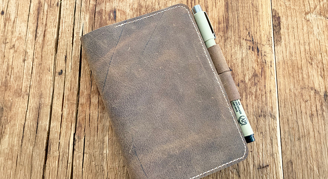 Leather Journal with Refillable A5 Notepad and Bookmark Notebook Cover with Pen Loop Green Time Resistance 