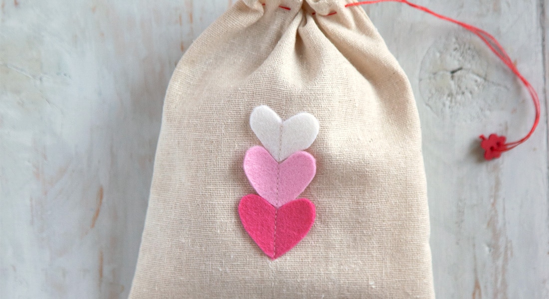 Valentines Day Goodie Bag tutorial from WeAllSew