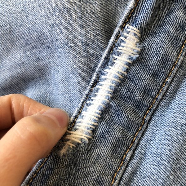 Puntas de jeans: Reparar, remendar, zurcir y Reparar en WeAllSew