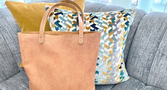 https://weallsew.com/wp-content/uploads/sites/4/2020/03/Leather-Tote-Tutorial-from-WeAllSew-1100-x-600-555x300.jpg