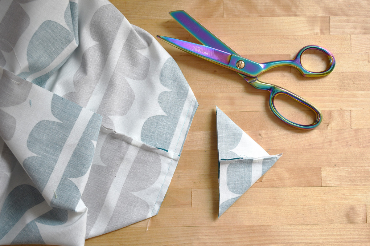 Fat Quarter Tote Bag Tutorial WeAllSew