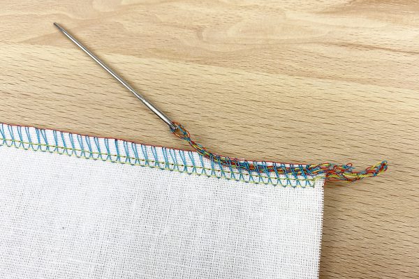 Overlockers_for_Beginners_weave_thread_chain