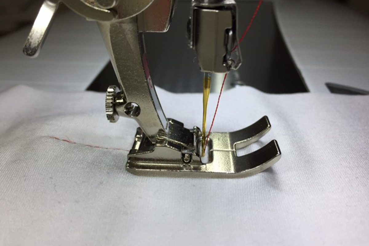 How_to_sew_a_perfect_seam_Dual_Feed_Snow_Plow