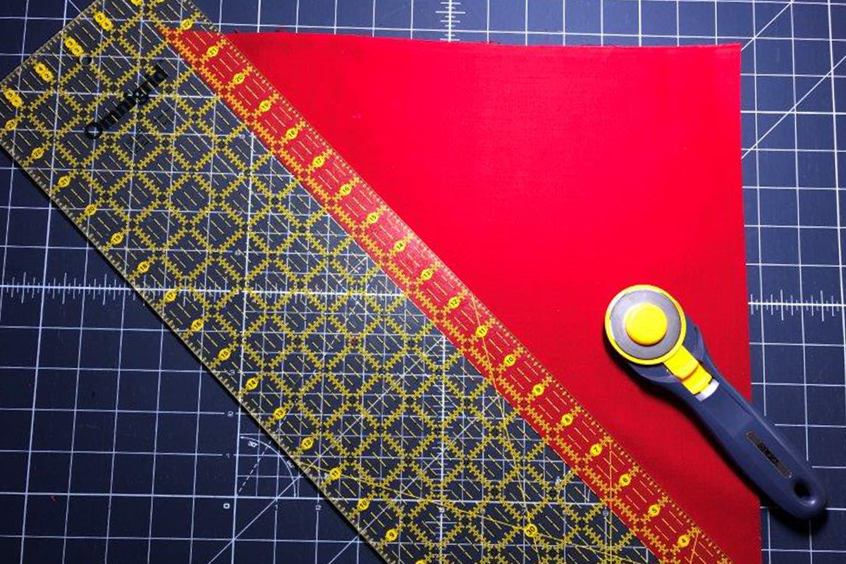 Red White and Blue Star Banner Tutorial Cutting