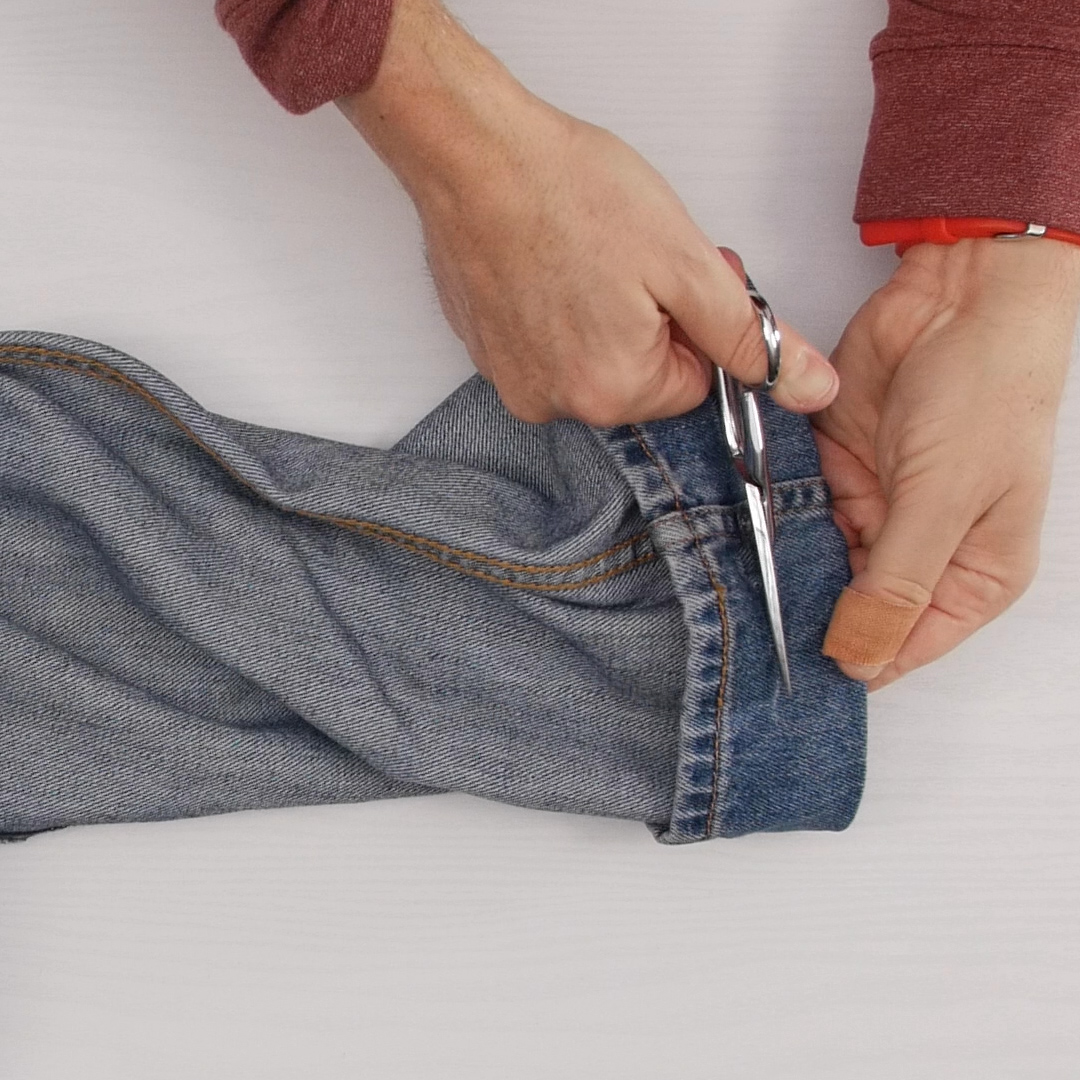 How to easily hem Jeans - continue trimming