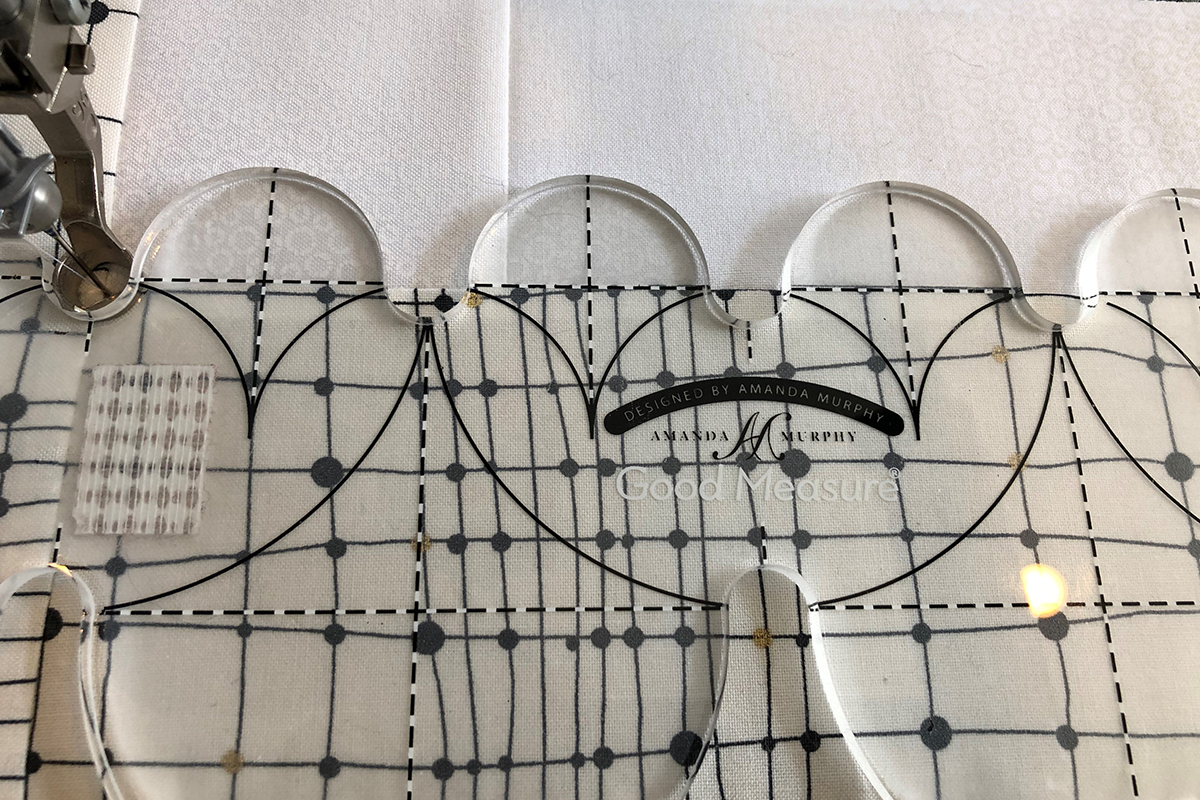 Rulerwork for Beginners, Part 4: Clamshells - WeAllSew