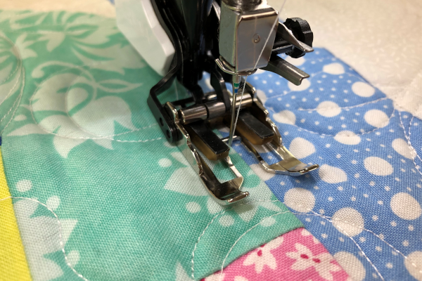 Two Presser Feet Beginning Quilters Need - WeAllSew