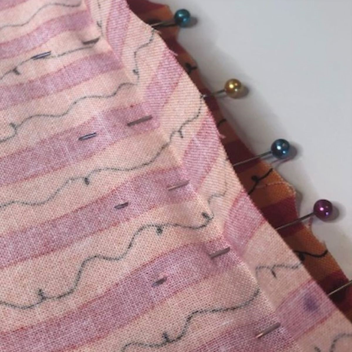 Matching Fabric Pattern Tutorial: pinning technique