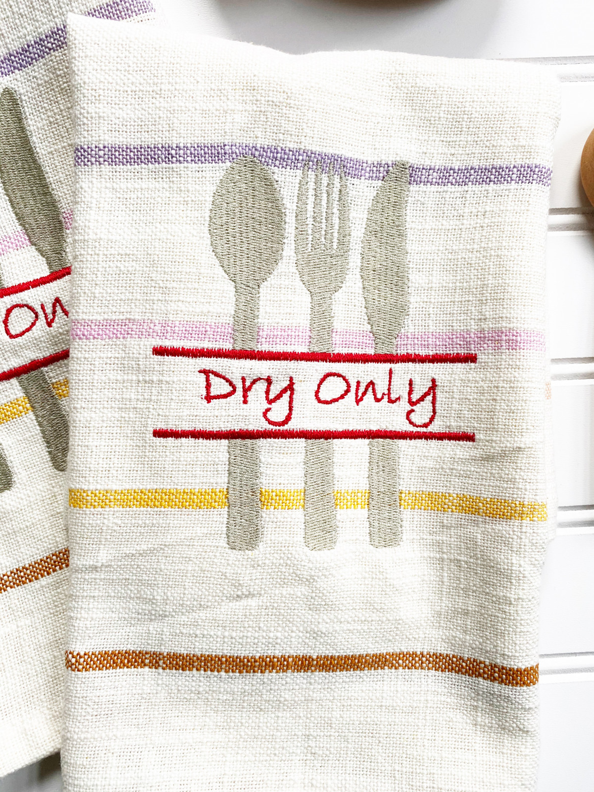 Embroidered Dish Cloths Tutorial WeAllSew