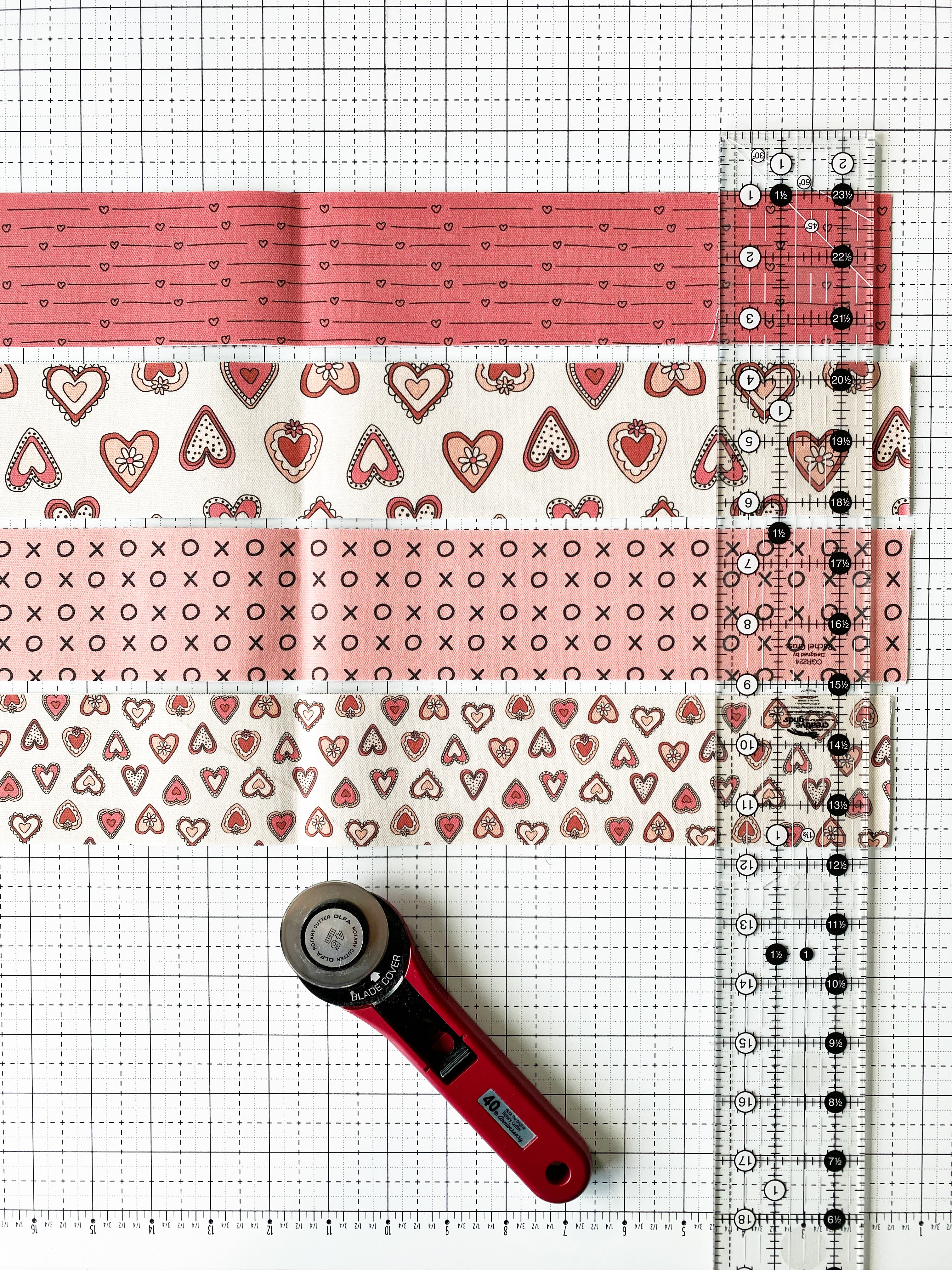 Valentine Mug Rugs: Cut the fabric
