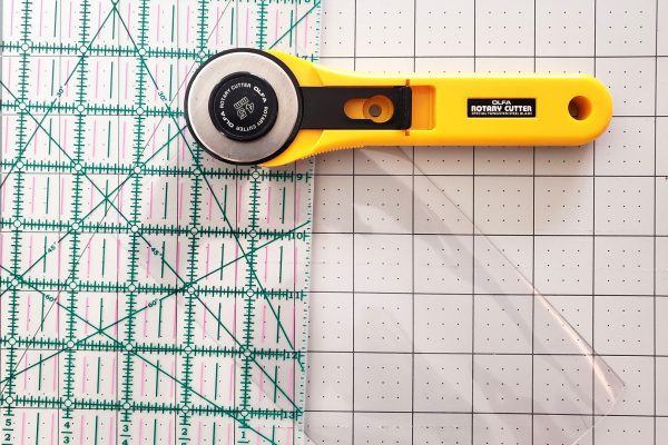 9 Tips for Sewing with Clear Vinyl –