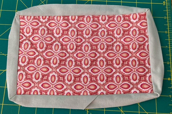 Binding Ironed Out - How to Sew a Mug Rug with BERNINA Lap Seam Foot #71