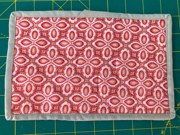 How to Sew a Mug Rug with BERNINA Lap Seam Foot #71