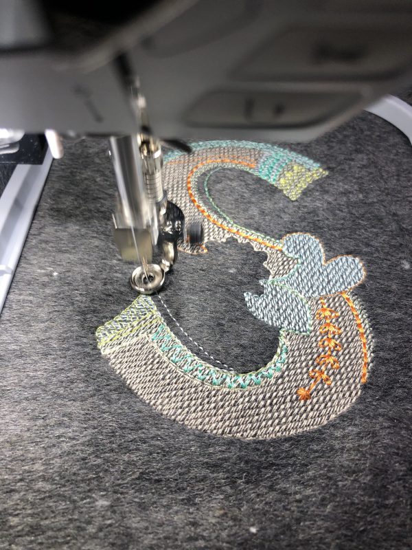Multicolor Embroidery: Start Embroidery