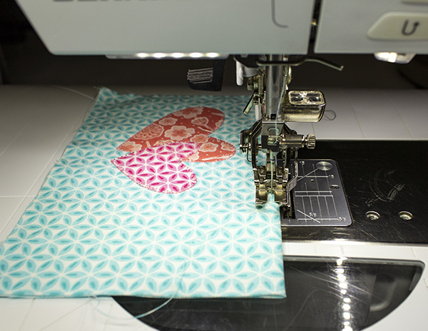 How to Sew a Notebook Cover for Mom - WeAllSew