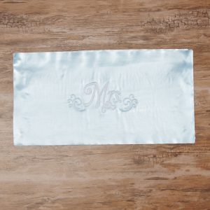 MTC_Bridal_Hanger_Cover_06_Completed_embroidery_BERNINA_WeAllSew_Blog_1080x1080px