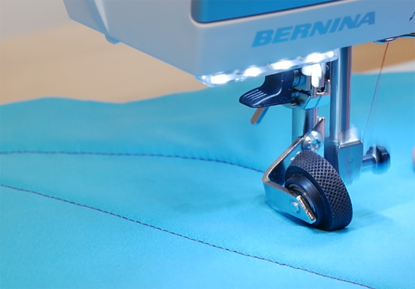MTC_Leather_Roller_Foot_#55_05_Quilting_Shallow_Curve_Foot_55_BERNINA_WeAllSew_Blog_862x599px