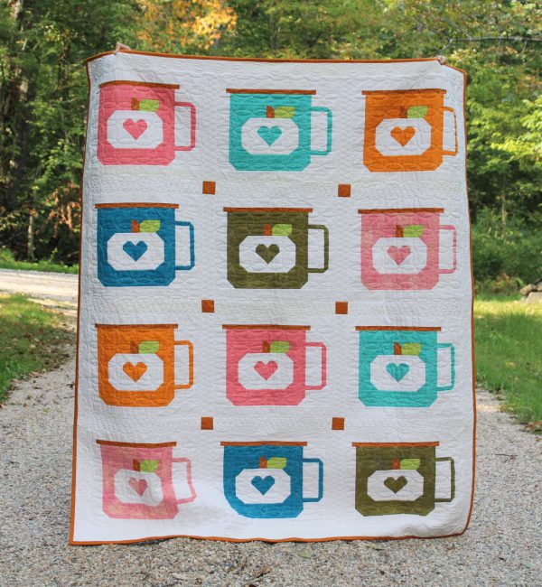 Finished quilt of PUMPKIM CAMPFIRE MUGS finished quilt