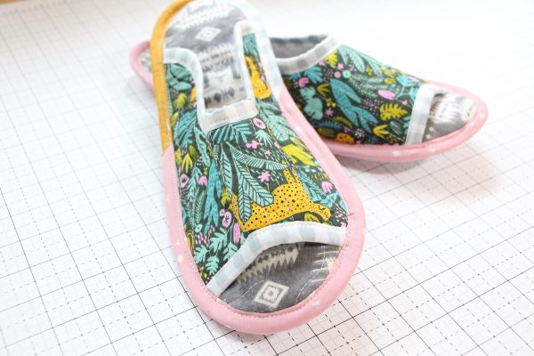 How to sew your own quilted fabric for the Sew DIY Quilted Slippers sewing  pattern 