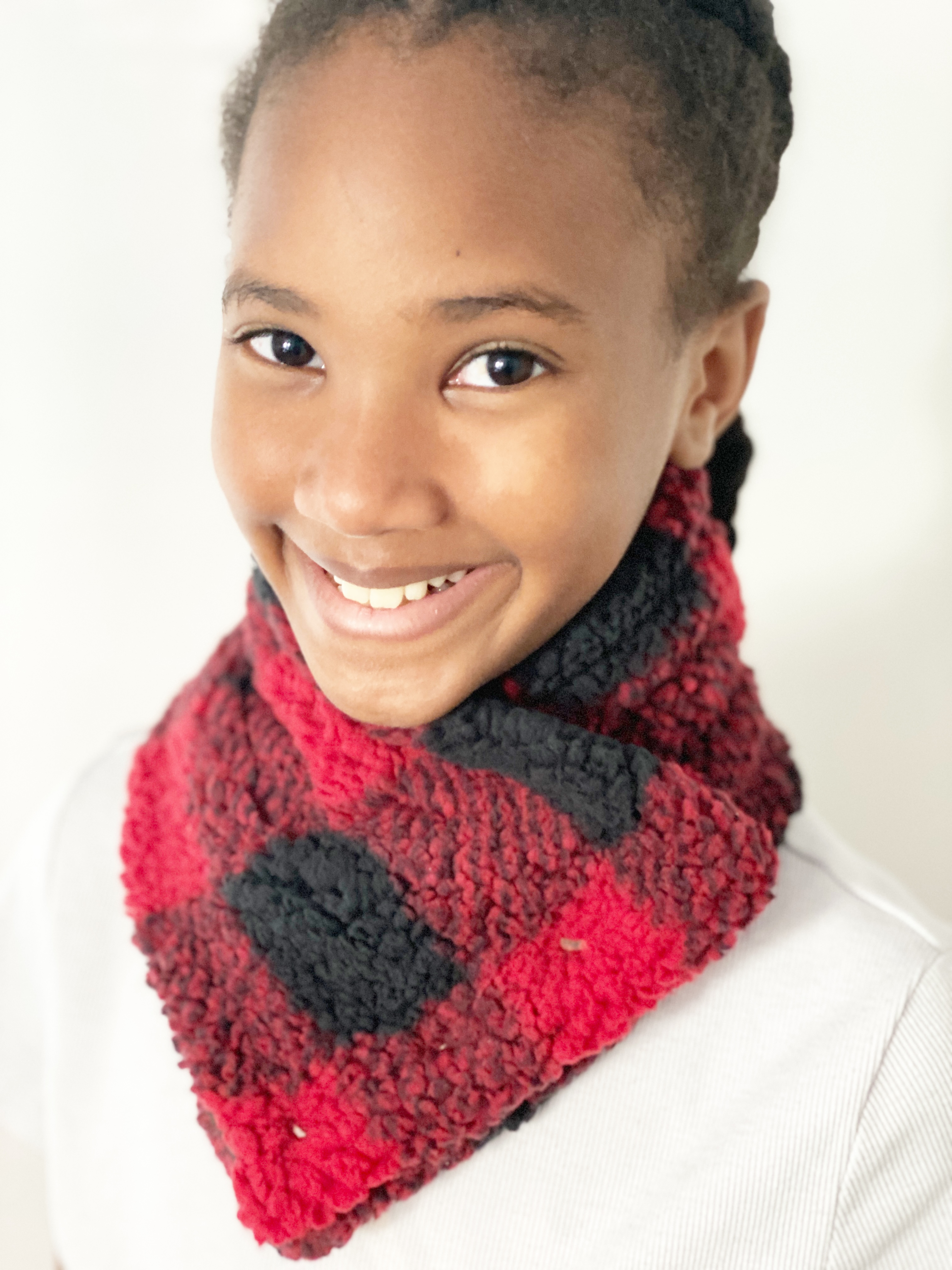 How To Make a Sherpa Neck Warmer - WeAllSew
