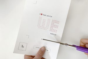 DIY-Cross-Stitch-Card-Valentines-Day-trim
