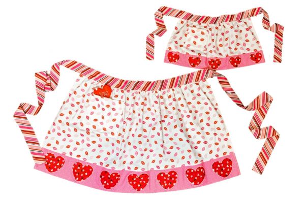 Mommy and Me Valentine Aprons with Heart Appliques