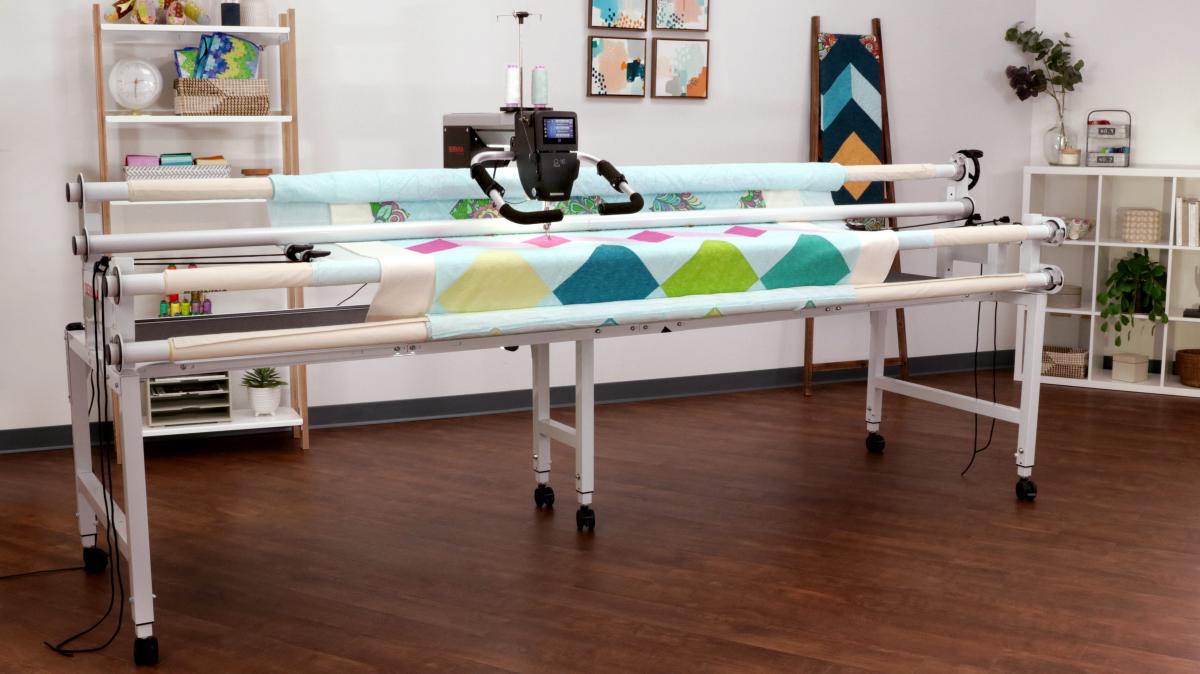 10 Things to Consider When Buying a Longarm Quilting Machine - WeAllSew