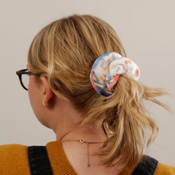 MTC_Hair_Scrunchie_MTC_Hair_Scrunchie_01_Scrunchie_opening_BERNINA_WeAllSew_Blog_1080x1080px_BERNINA_WeAllSew_Blog_1080x1080px