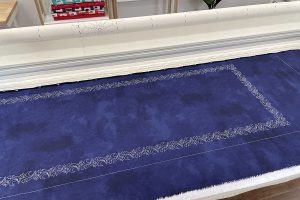 BERNINA_Made_to_Create_Studio_Whole_Cloth_Piecing_22_Stitched_Border_on_Frame_BERNINA_WeAllSew_Blog_1200x800px