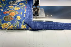 Lap_Seam_Bindfing_06_Fold_Binding_BERNINA_WeAllSew_Blog_1200x800px