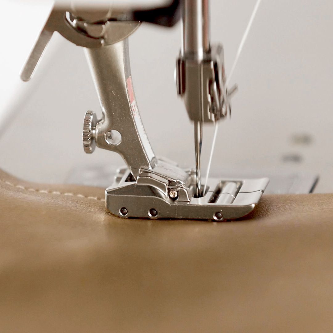 Sewing Machine Feet: The Zipper Foot