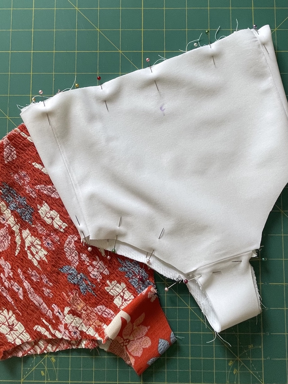 Step-by-Step Sewing} Reusable Fabric Panty Liners 