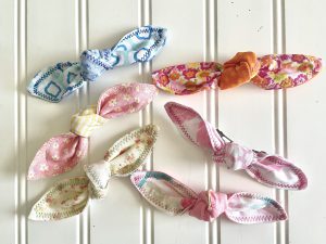 Sew Sweet and Simple Fabric Hair Bows Tutorial: Finished Set of Bows