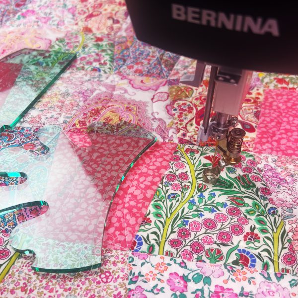 BERNINA Q20 Sit-down: Edge to Edge Quilting - Rulerwork BERNINA WeAllSew Blog 600 x 600