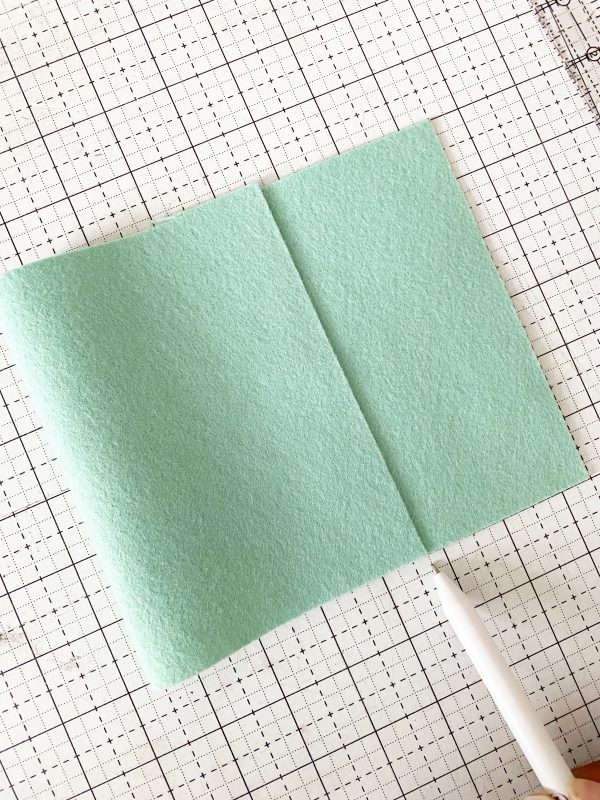 How to Make Felted Envelopes wit the PunchWork Tool: Stitch the Felt Envelope Close