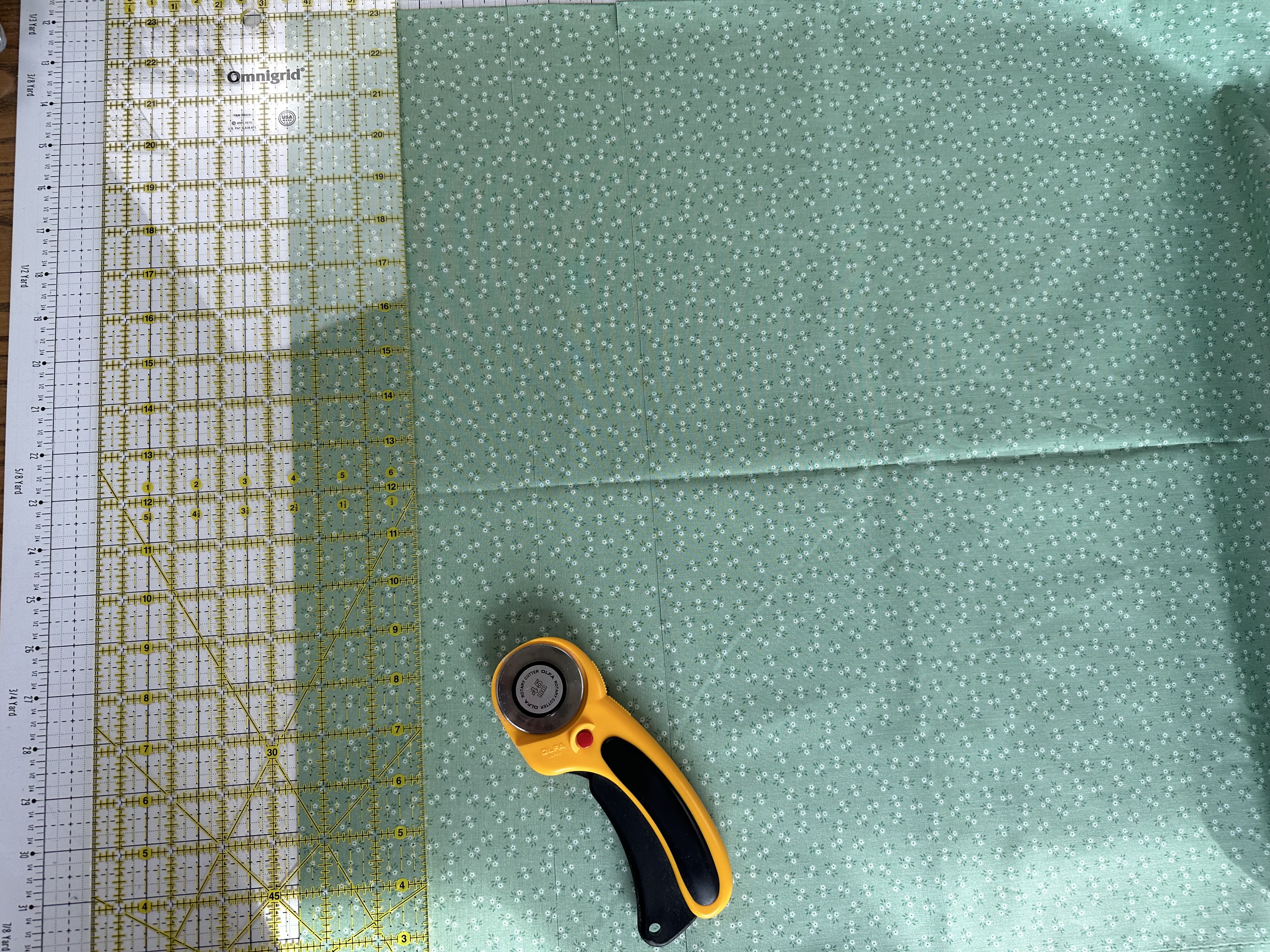 Cutting binding fabric with a ruler and rotary cutter Nona Quilt BERNINA WeAllSew blog