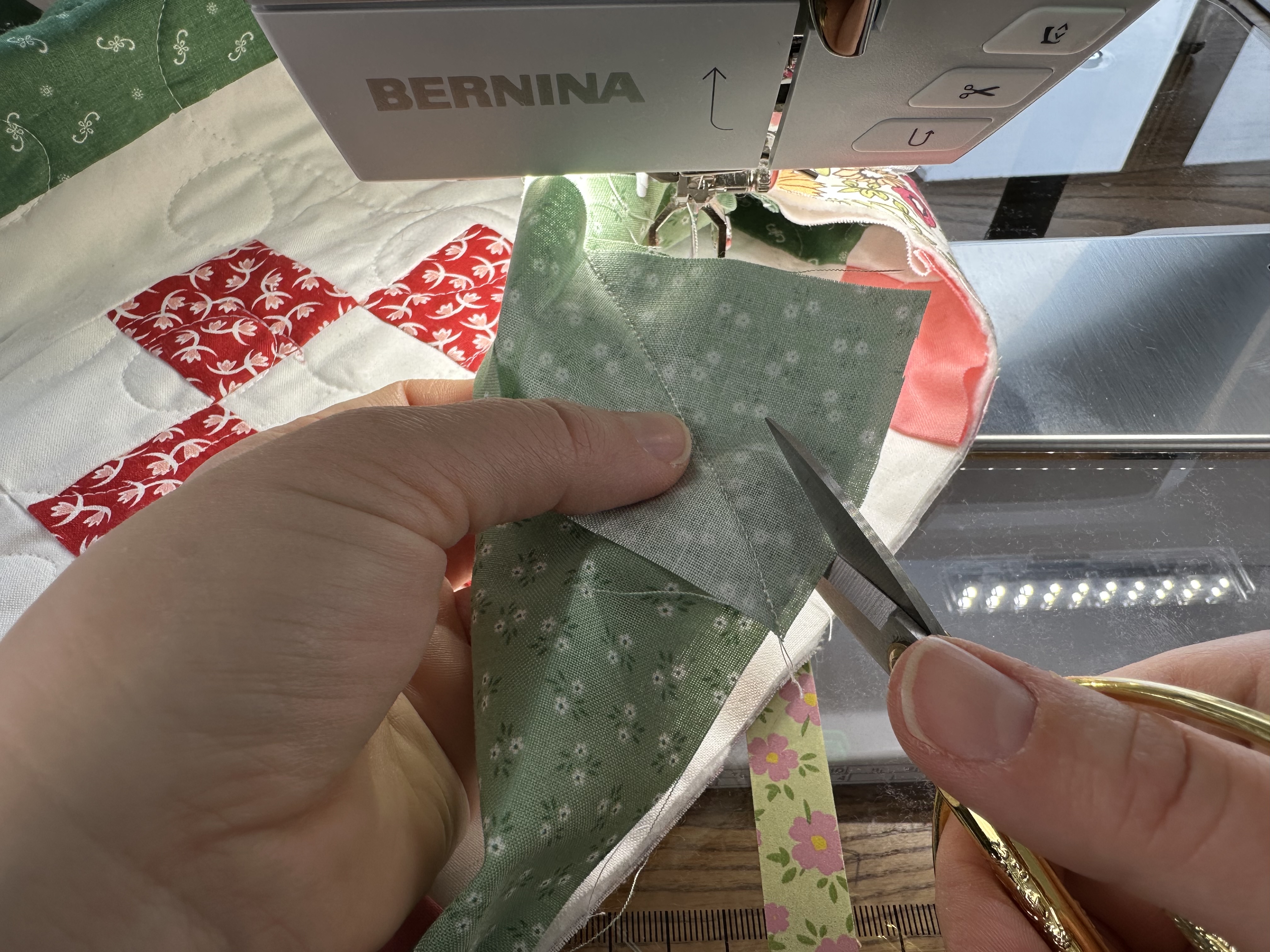 Joining the end of the binding for the Nona Quilt Along BERNINA WeAll Sew blog
